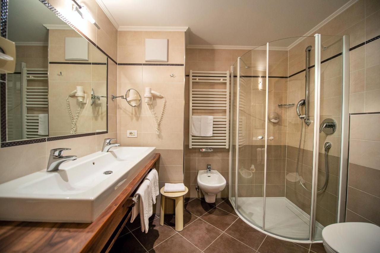 Astor Suites B&B Сельва-ди-Валь-Гардена Экстерьер фото