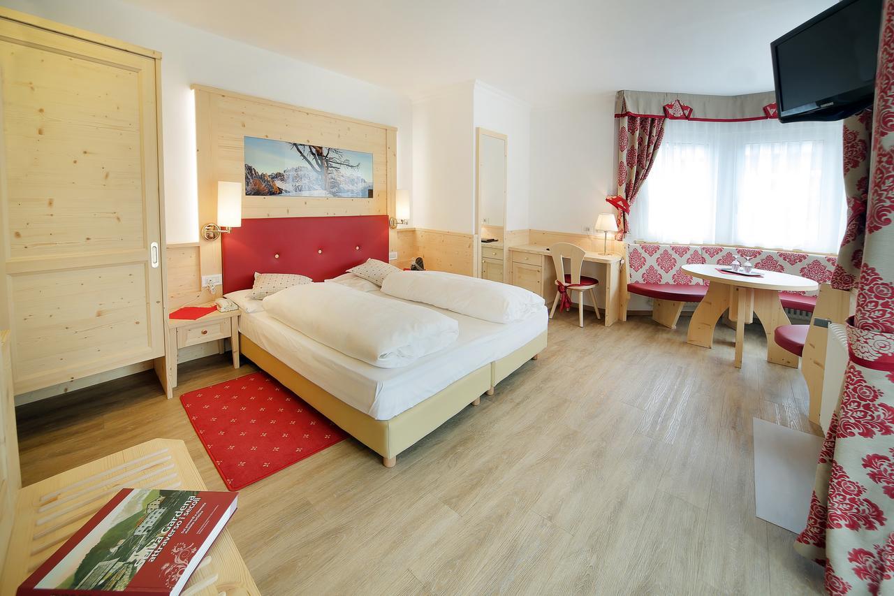 Astor Suites B&B Сельва-ди-Валь-Гардена Экстерьер фото